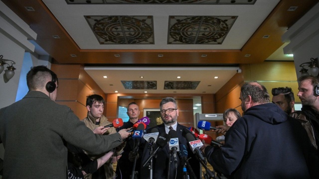 Podejrzany o zabójstwo pracownicy UW Mieszko R. przyznał się do popełnienia zarzucanych mu czynów - poinformował rzecznik Prokuratury Okręgowej w Warszawie prok. Piotr Antoni Skiba. - Mężczyzna złożył wyjaśnienia, których treść wskazuje, że konieczne jest uzyskanie opinii sądowo-psychiatrycznej - dodał.