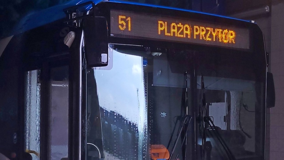 Można dojechać autobusem do plaży w świnoujskim Przytorze