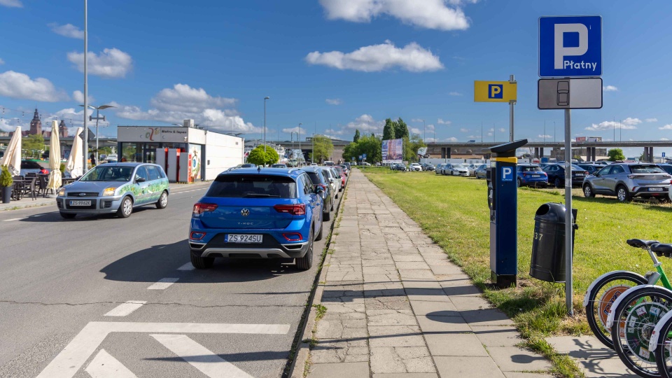Miało być prościej, wyszło jak zwykle. Kierowcy gubią się w strefach parkowania w Szczecinie [WIDEO, ZDJĘCIA]