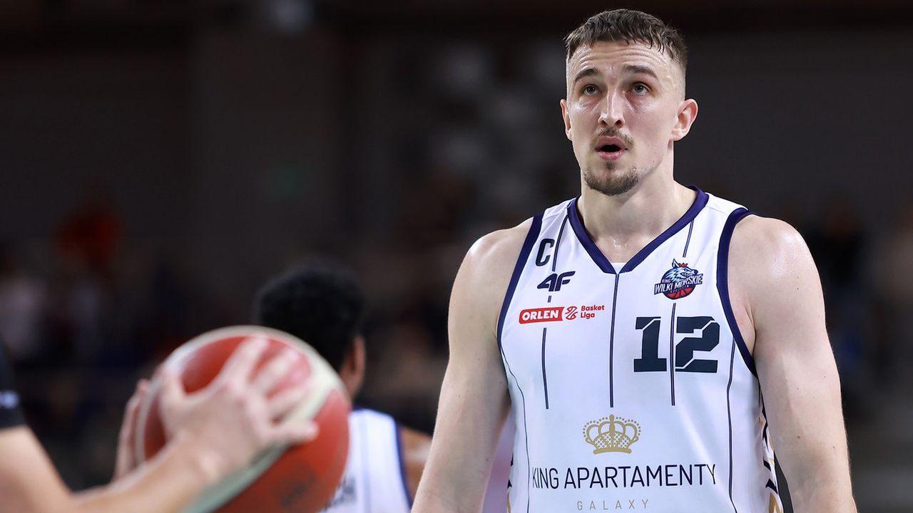 Koszykarz Kinga w piątce najlepszych graczy kolejki OBL